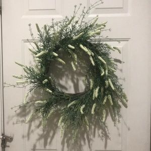 NWT Faux Floral Wreath